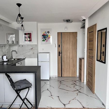 Ohmyhome-Ogrod Saski Варшава Екстериор снимка